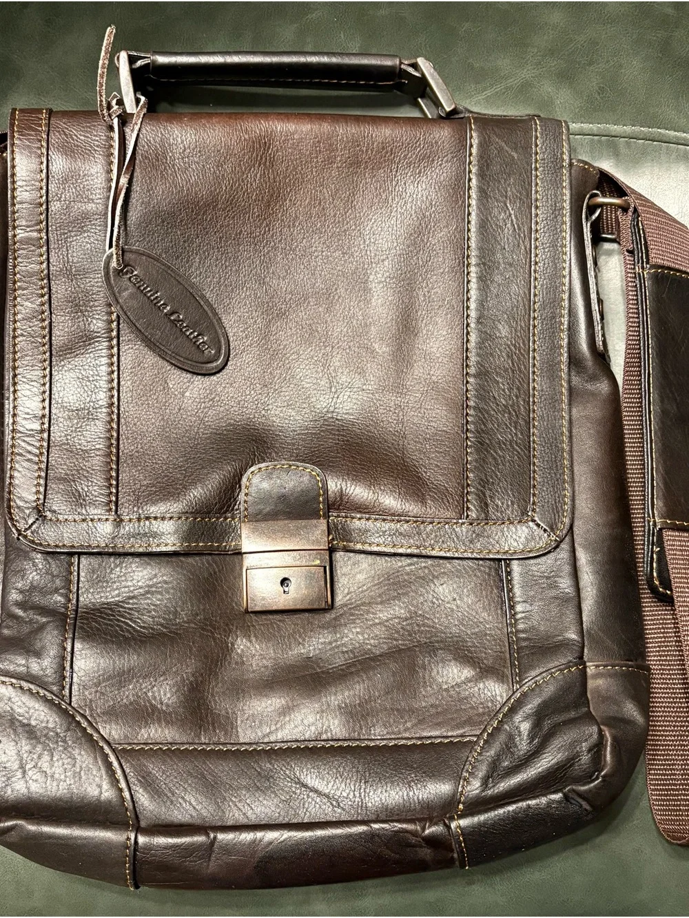 Wilson’s Leather Chestnut Brown Leather Men’s Messenger Bag - Professional Carry